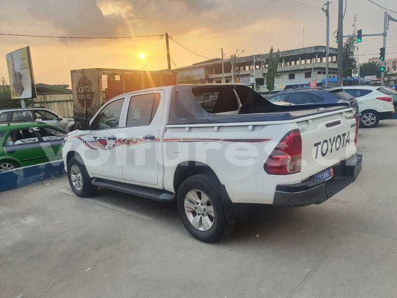 Big with watermark toyota hilux abidjan abidjan 23824