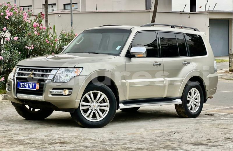 Big with watermark mitsubishi pajero sport abidjan abidjan 25420