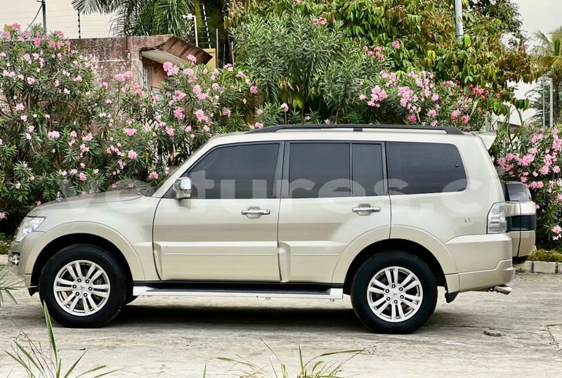 Big with watermark mitsubishi pajero sport abidjan abidjan 25420