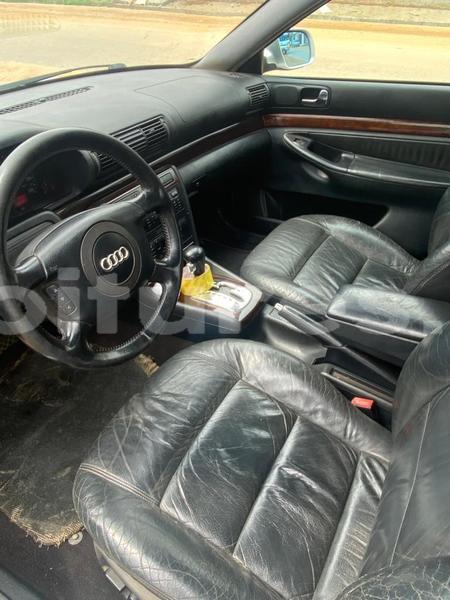 Big with watermark audi a4 abidjan abidjan 26514