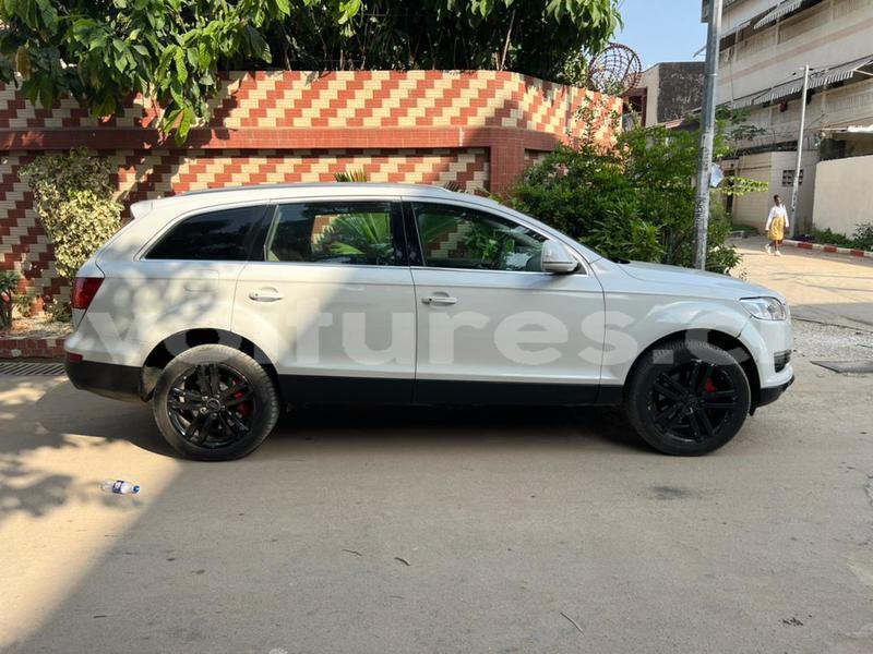 Big with watermark audi q7 abidjan abidjan 26766