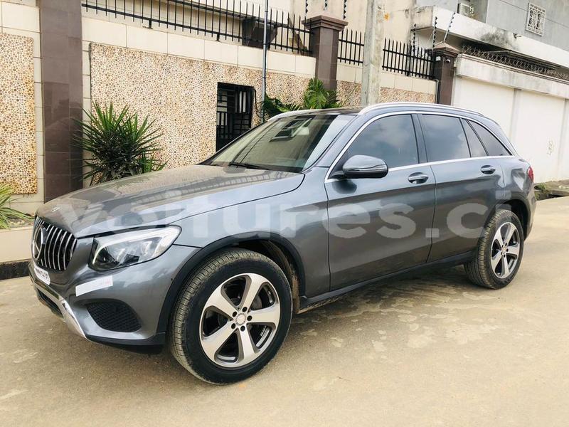 Big with watermark mercedes benz glc abidjan abidjan 27231