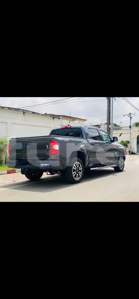 Big with watermark toyota tundra abidjan abidjan 27520