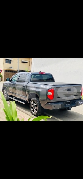 Big with watermark toyota tundra abidjan abidjan 27520