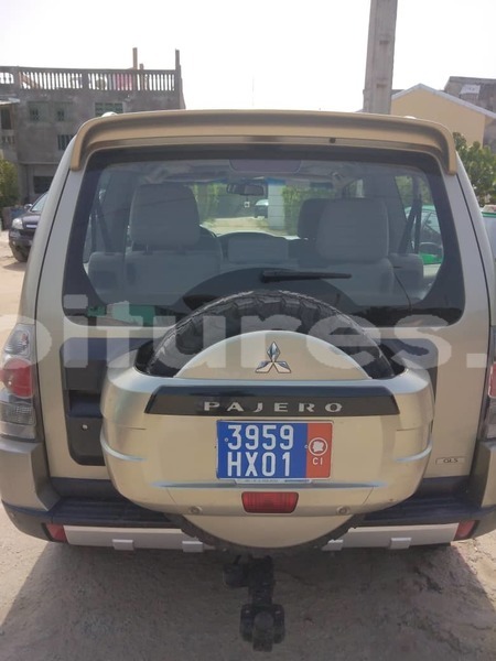 Big with watermark mitsubishi pajero abidjan abidjan 27525