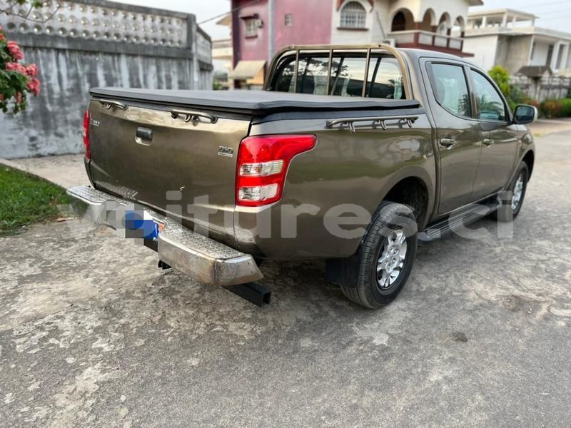 Big with watermark mitsubishi l200 abidjan abidjan 27610