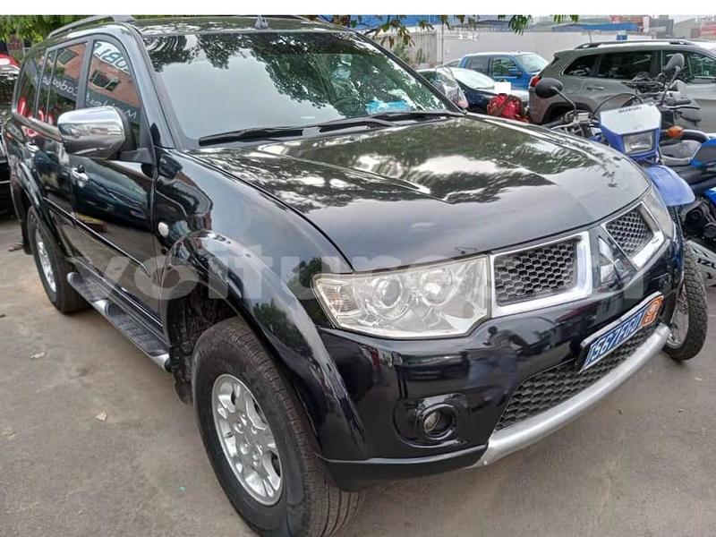 Big with watermark mitsubishi pajero sport abidjan abidjan 27983