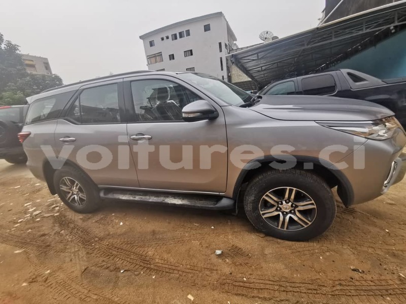 Big with watermark toyota fortuner abidjan abidjan 28115