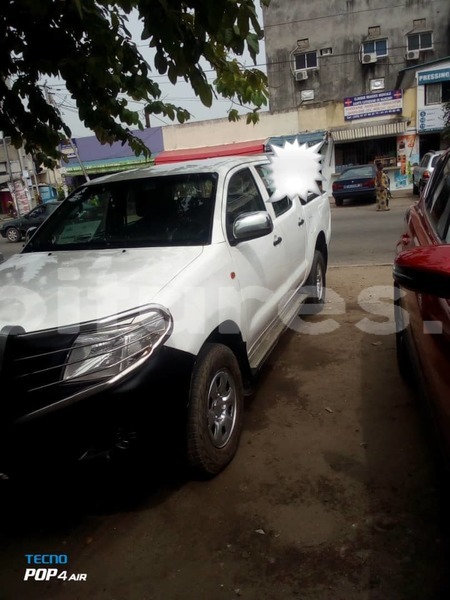 Big with watermark toyota hilux abidjan abidjan 28527