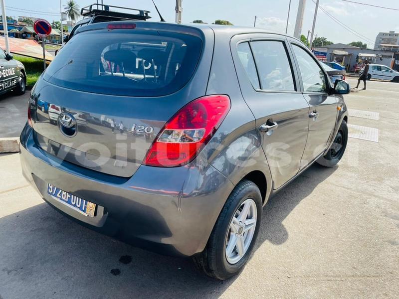 Big with watermark hyundai i20 abidjan abidjan 29225