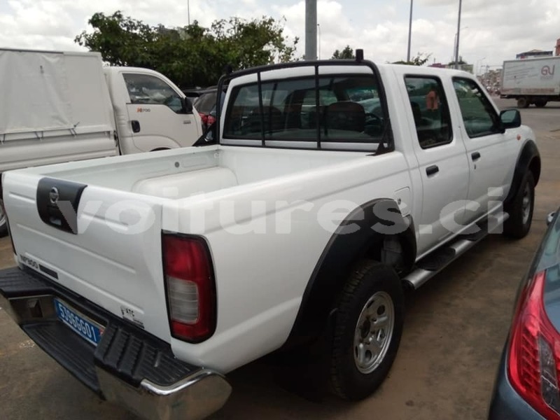 Big with watermark nissan hardbody abidjan abidjan 29948