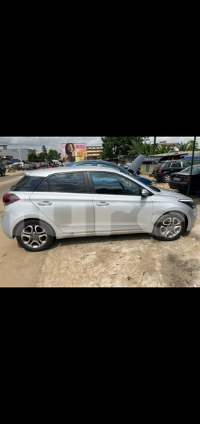 Big with watermark hyundai i20 abidjan abidjan 30138