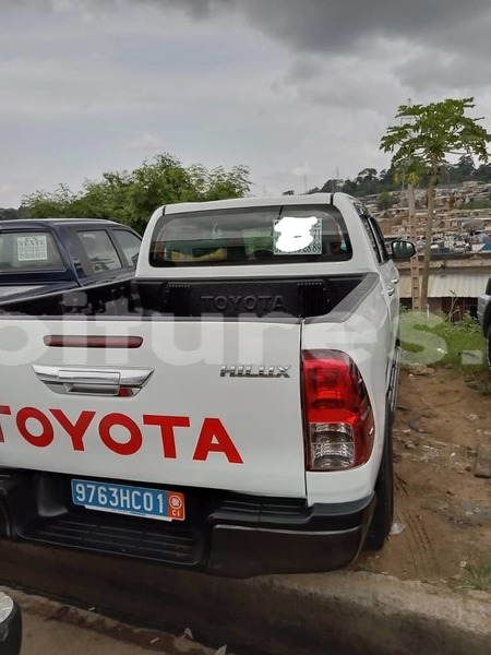 Big with watermark toyota hilux abidjan abidjan 30811