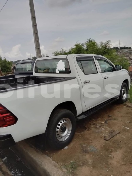 Big with watermark toyota hilux abidjan abidjan 30811