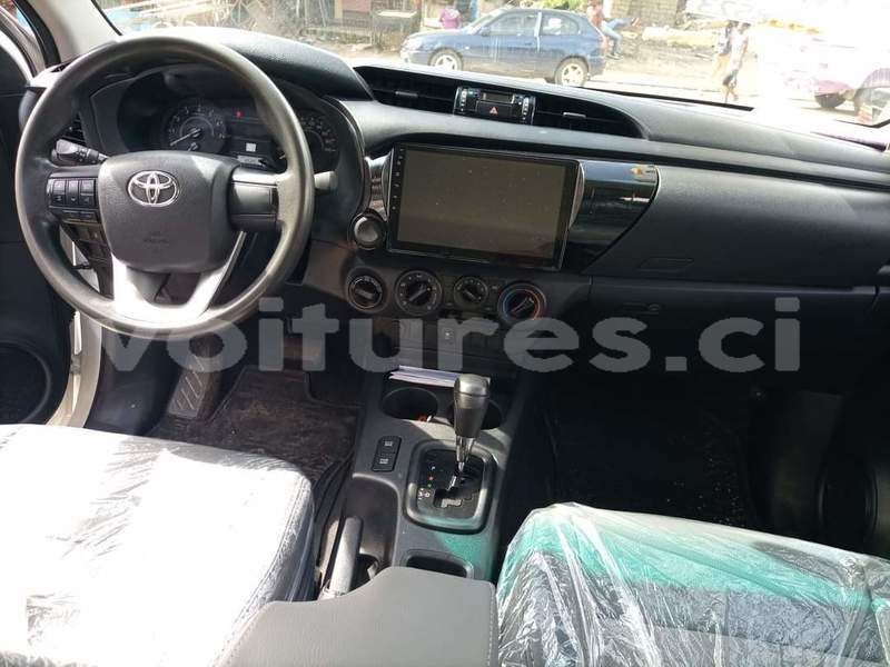 Big with watermark toyota hiluxe revo abidjan abidjan 32195