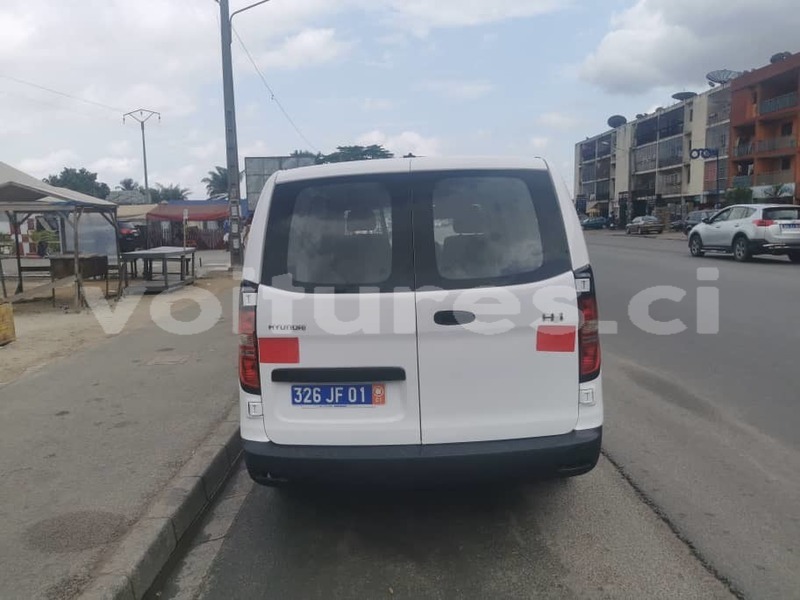 Big with watermark hyundai h1 abidjan abidjan 32396