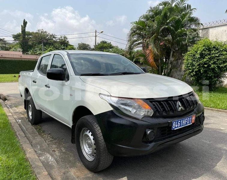 Big with watermark mitsubishi l200 abidjan abidjan 32937