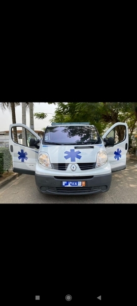 Big with watermark renault trafic abidjan abidjan 32948