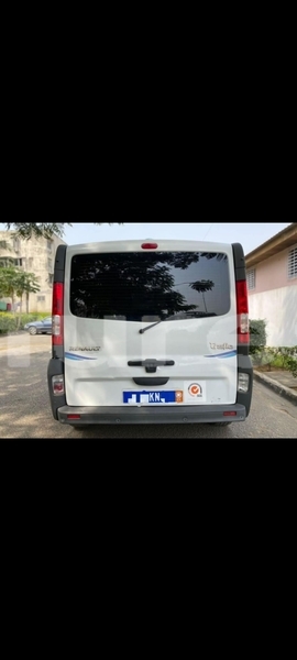 Big with watermark renault trafic abidjan abidjan 32948