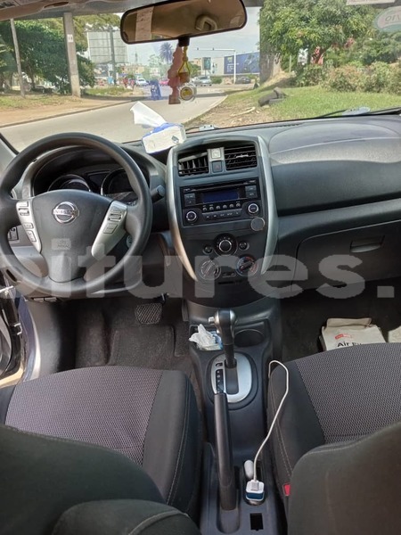 Big with watermark nissan versa abidjan abidjan 34220