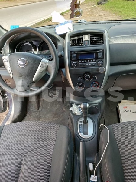 Big with watermark nissan versa abidjan abidjan 34220