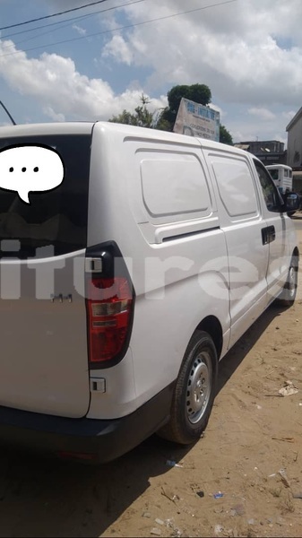 Big with watermark hyundai h1 abidjan abidjan 34798