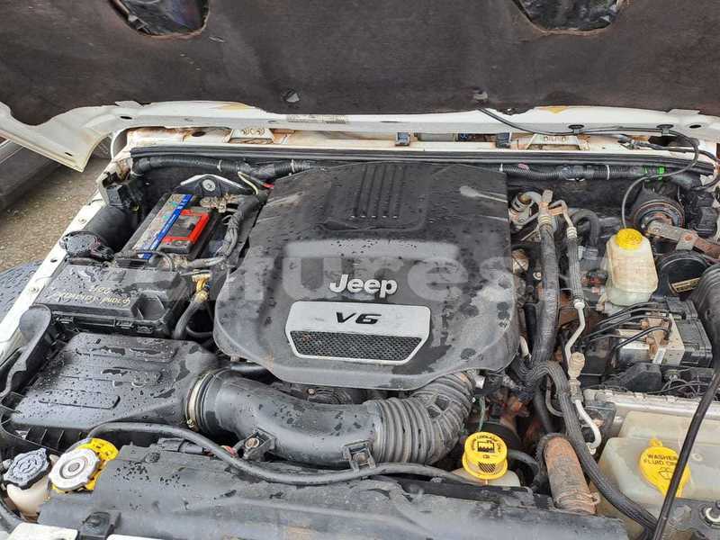 Buy used jeep wrangler silver car in abidjan in abidjan 
