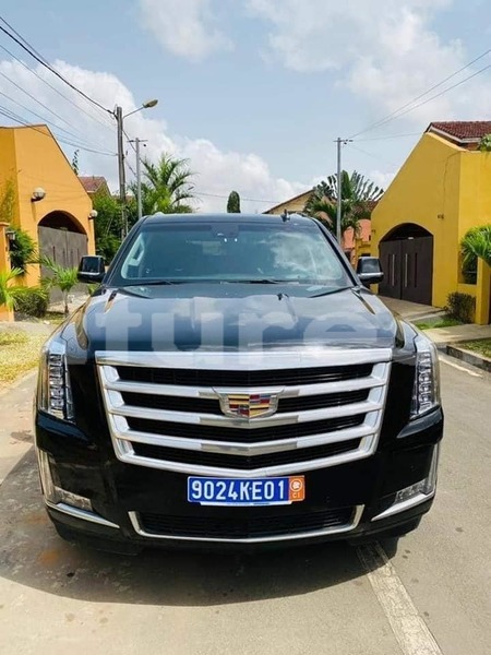 Big with watermark cadillac escalade abidjan abidjan 35891