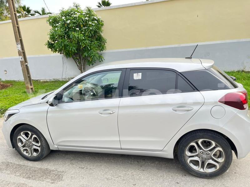 Big with watermark hyundai i20 abidjan abidjan 35901