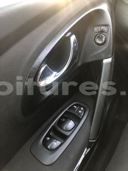 Big with watermark renault kaptur ivory coast aboisso 36155