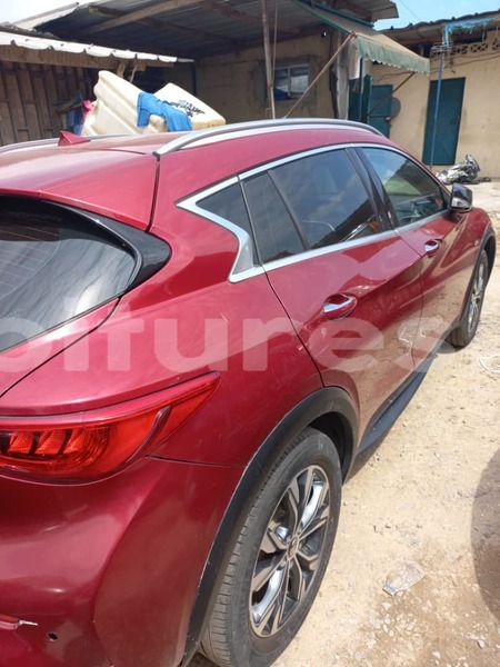 Big with watermark infiniti qx30 abidjan abidjan 36415