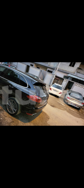 Big with watermark porsche cayenne abidjan abidjan 36708