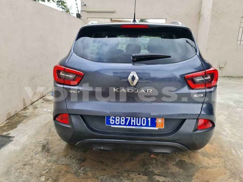 Big with watermark renault kaptur ivory coast aboisso 37049