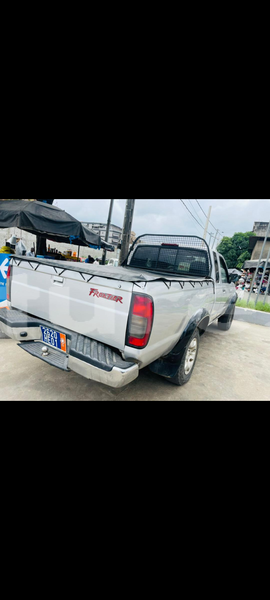 Big with watermark nissan frontier abidjan abidjan 37189