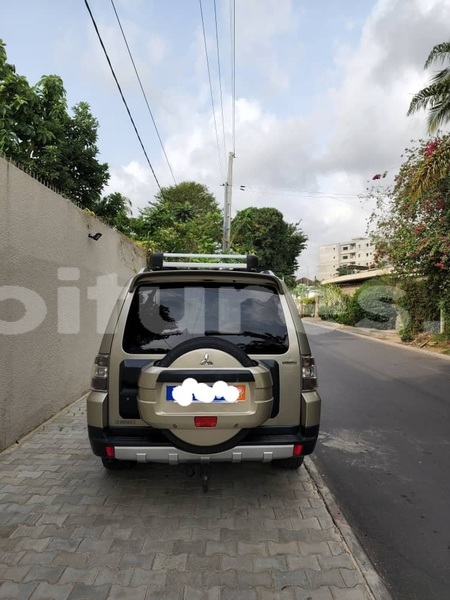 Big with watermark mitsubishi pajero abidjan abidjan 37233