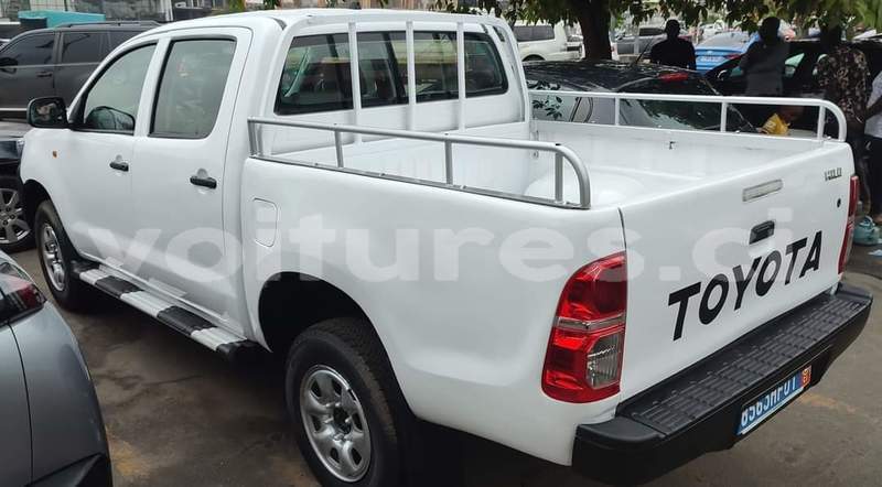 Big with watermark toyota hilux abidjan abidjan 37480