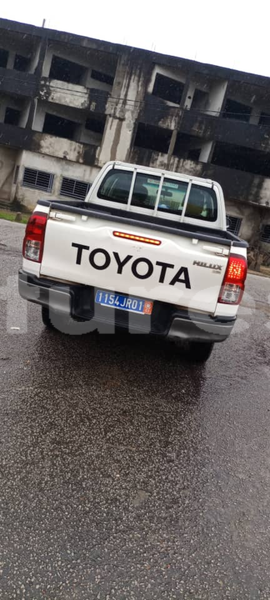 Big with watermark toyota hilux abidjan abidjan 37542