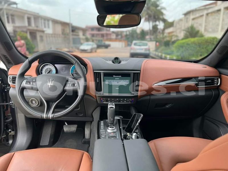 Big with watermark maserati levante abidjan abidjan 38428