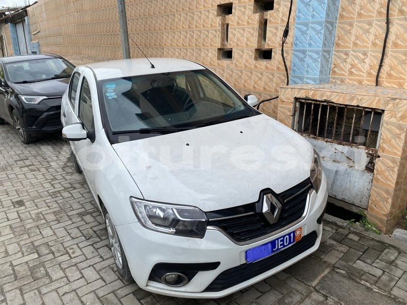 Big with watermark renault logan abidjan abidjan 38898