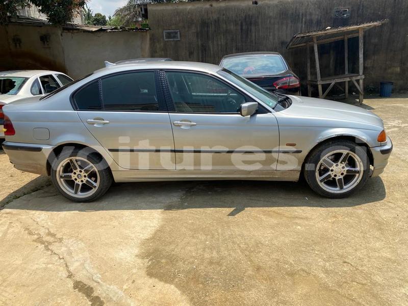 Big with watermark bmw 340 abidjan abidjan 39283