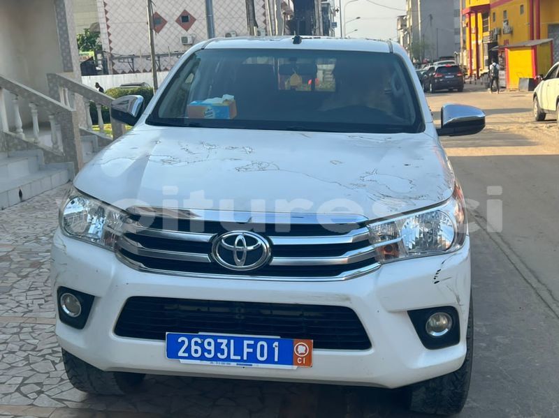 Big with watermark toyota hilux abidjan abidjan 39393