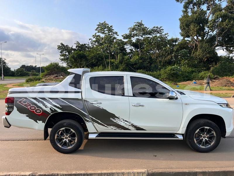 Big with watermark mitsubishi l200 abidjan abidjan 39816