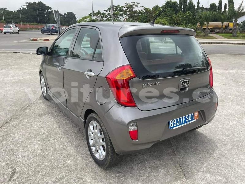 Big with watermark kia picanto abidjan abidjan 40000