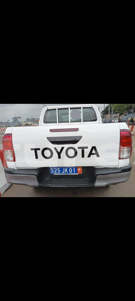 Big with watermark toyota hilux abidjan abidjan 40174