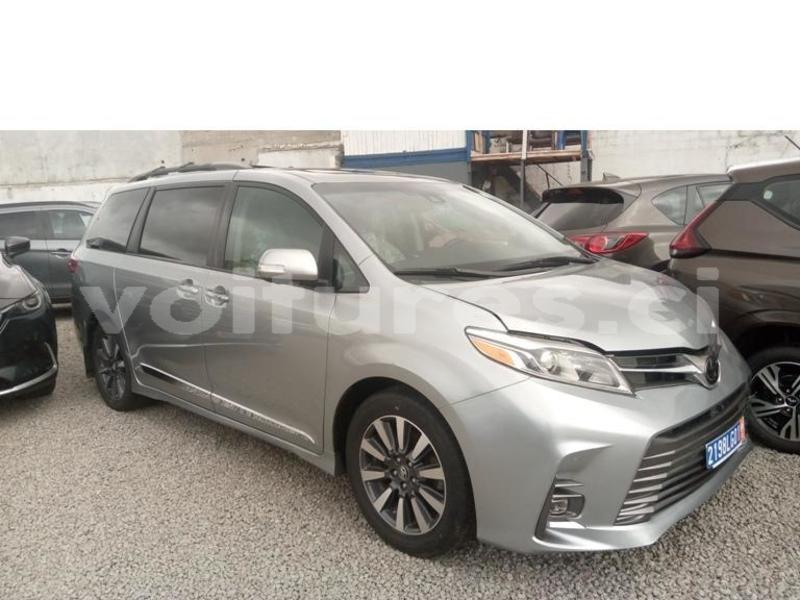 Big with watermark toyota sienna abidjan abidjan 40211