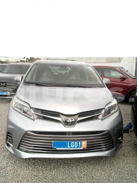 Big with watermark toyota sienna abidjan abidjan 40211