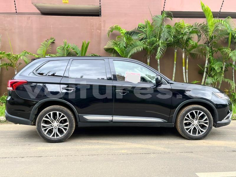 Big with watermark mitsubishi outlander abidjan abidjan 41028