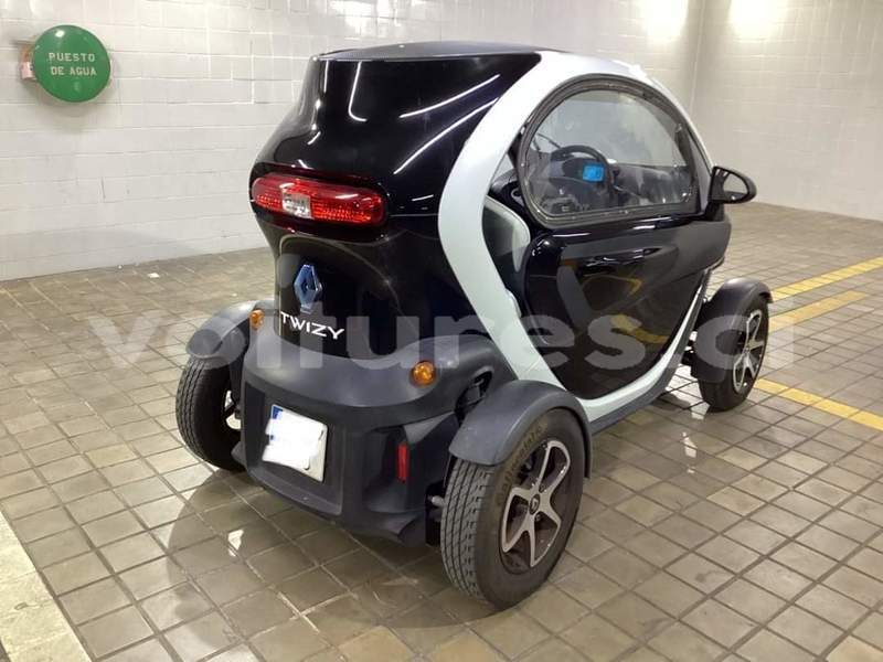 Big with watermark renault twizy ivory coast aboisso 41503