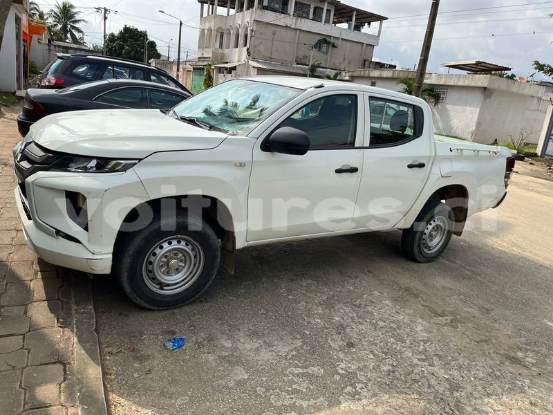 Big with watermark mitsubishi l200 abidjan abidjan 42847