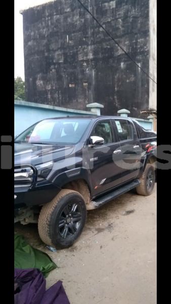 Big with watermark toyota hilux abidjan abidjan 43264